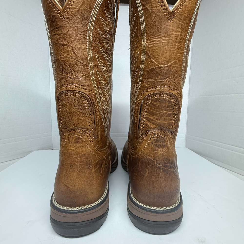 Ariat Women's Wide Square Toe Leather Western Boots - Style 10038379 - Size 9 B - Picture 2 of 12